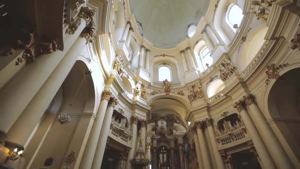 Інтер'єр архітектури церкви України — стокове відео