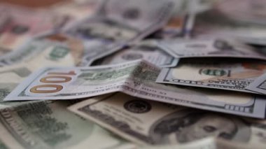 100 dolarlık banknot