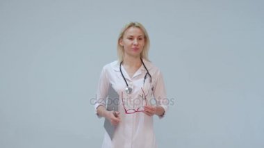 Buluşma ve bir görev atar bir portre doktor