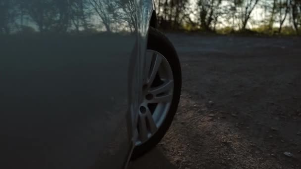 Wiel spinnen Pov bij zonsondergang — Stockvideo