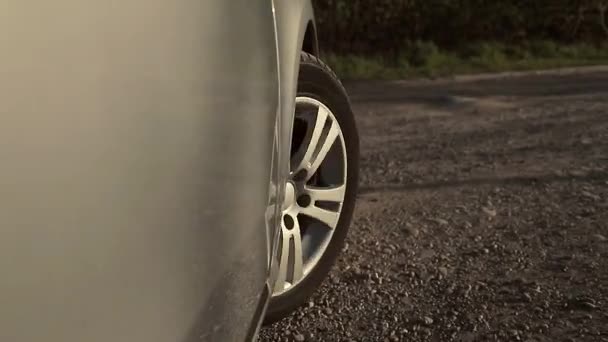 Coche rueda girando punto de vista — Vídeo de stock