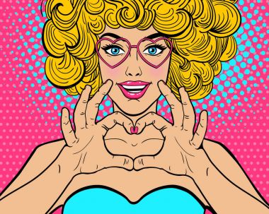Pop sanat yüz Vay. Seksi genç kadınla açık gülümseme ve kalp şeklinde gözlüklü sarışın kıvırcık saç modeli elleri tarafından sevgi işareti gösterir. Vektör renkli davet poster pop sanat retro komik tarzı.