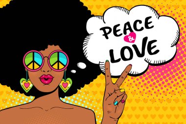 Kadın yüzü Vay. Pasifik işareti gösterir zafer işareti ve barış ve sevgi konuşma balonu gözlüklü kadın seksi Afro-Amerikan hippi. Vektör renkli arka planda pop sanat retro komik tarzı.