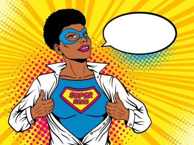 Kadın süper kahraman. Genç seksi afro Amerikalı kadın beyaz ceket giymiş kısa saç modeli ile maskeli süper kahraman metin göğüs ile t-shirt gösterir. Vektör çizim retro pop sanat komik tarzı.