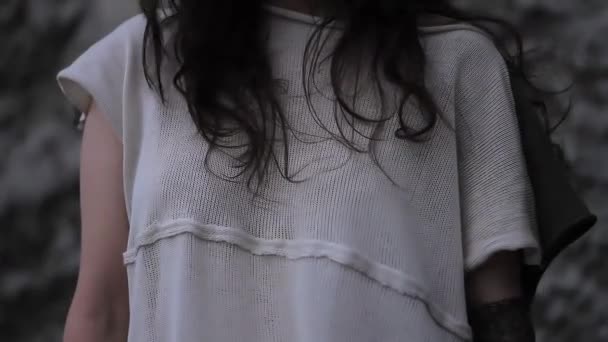 Light Colored Avant-Garde Top on an Unknown Brunette Girl — Stock Video