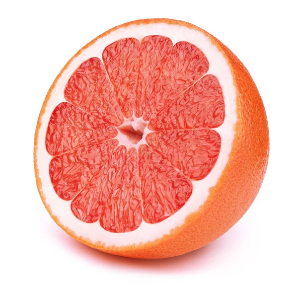 Половина фруктового ломтика грейпфрута изолирована на белом — стоковое фото