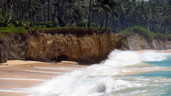 Érintetlen trópusi tenger Beach — Stock Fotó