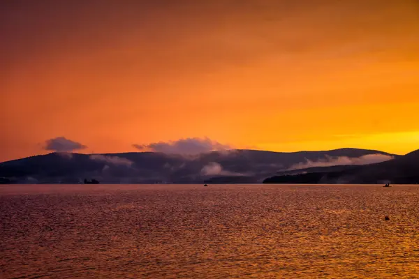 Cênico Pôr Sol Amarelo Laranja Lago — Fotografia de Stock