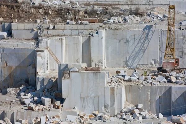 Murs Droits Carrières Blocs Marbre Dans Une Carrière Grue Sur — Photo