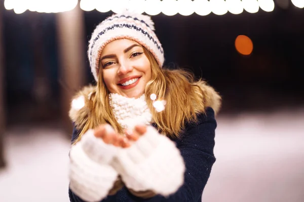 Cheerful Young Woman Holding Sparkler Hand Winter Forest Happy Cute — ストック写真