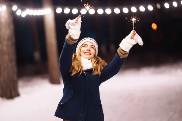 Cheerful Young Woman Holding Sparkler Hand Winter Forest Happy Cute — ストック写真