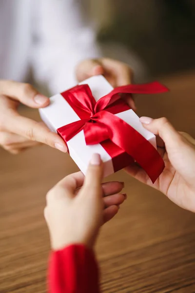 Man Gives His Woman Gift Box Red Ribbon Hands Man — 스톡 사진