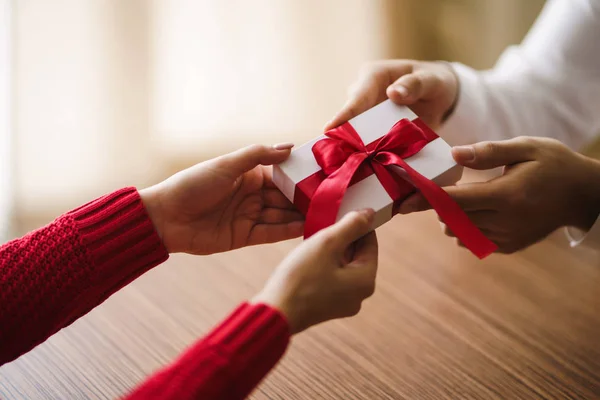 Man Gives His Woman Gift Box Red Ribbon Hands Man — 스톡 사진