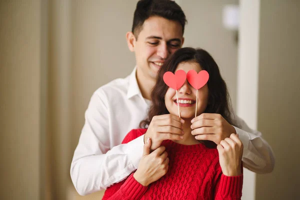 Young Cheerful Couple Love Holding Red Hearts Eyes Smiling Happy — Stock Photo, Image