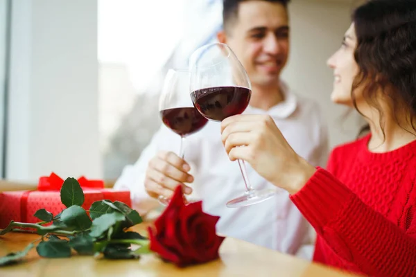 Young Couple Having Romantic Dinner Toasting Glass Red Wine Sweet — Stock Photo, Image
