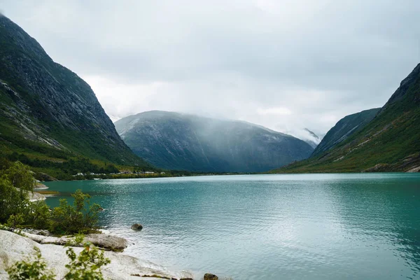 Norveç Resimli Manzara Dağları Göl Manzarası Çok Güzel Sabah Dağ — Stok fotoğraf
