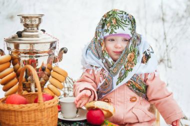 Rus tarzı kış ve aperatifler