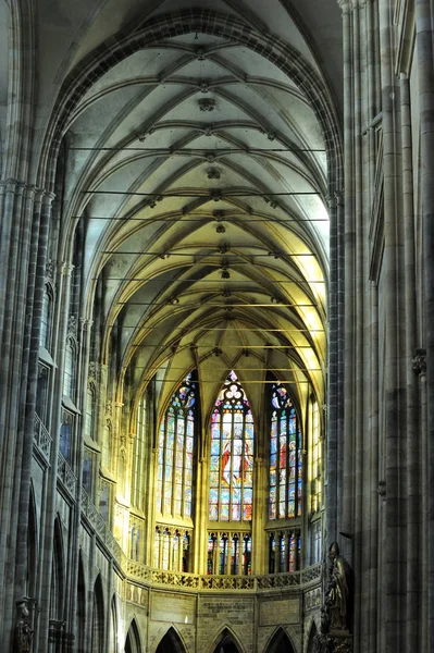 Vidrieras Catedral Hermoso Interior — Foto de Stock