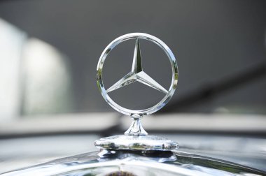 car design details, luxury expensive shiny car symbol Mercedes 