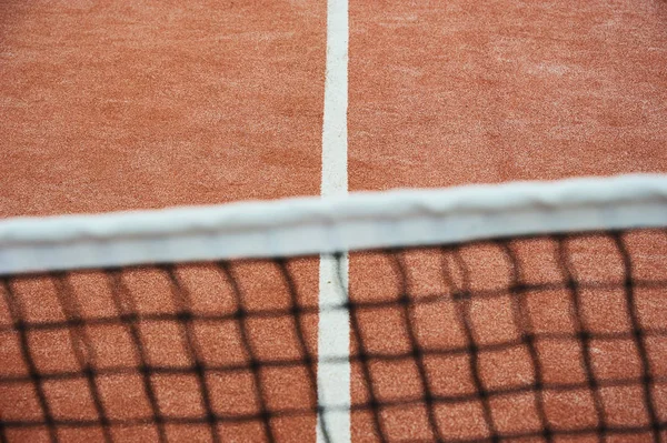 Tennis Net Orange Court Surface — Zdjęcie stockowe