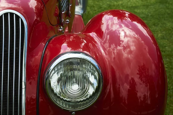 Red Prestige Retro Car Lamp — Stock Photo, Image
