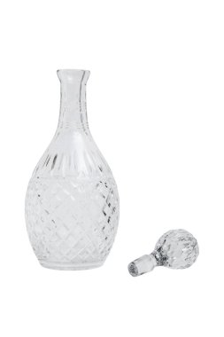 Cam saydam boş güzel sürahi ile izole arka plan üzerinde fiş.