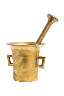 Antik altın oryantal metal vazo ile harç izole arka plan üzerinde oyulmuş.