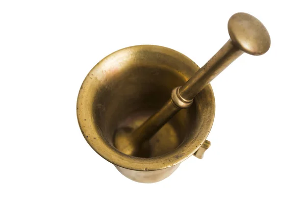 Antyczne złoto grawerowane orientalne metalowy wazon z zaprawy na na białym tle. — Zdjęcie stockowe