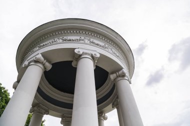 Güzel beyaz taş Barok büyük aclove sütun ile