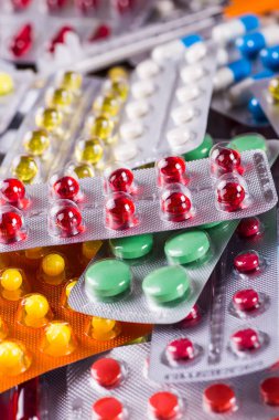 Uyuşturucu ve ilaçların çeşitliliği