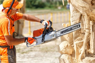 Khmelnitsky. Ukrayna. 22 Haziran 2019. Khmelnitsk içinde Stihl testere