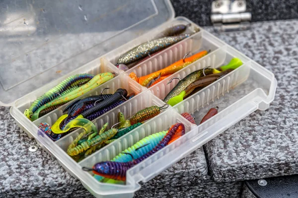 Temas de pesca y cebos de pesca en la caja .Classic Color Fishin — Foto de Stock