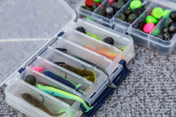 Temas de pesca y cebos de pesca en la caja .Classic Color Fishin — Foto de Stock