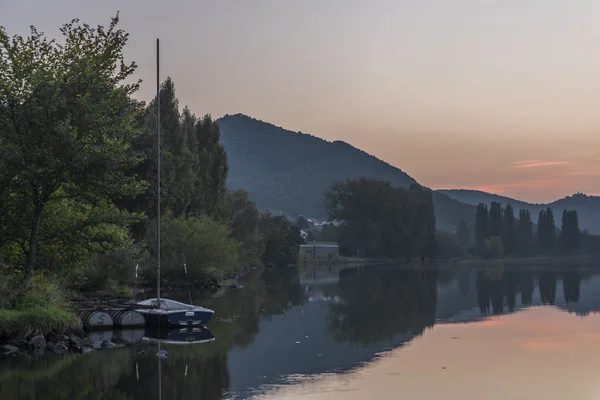 Vallée de la rivière Labe en soirée d'été — Photo