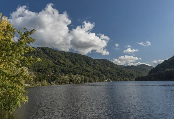 Dolina rive Labe w pobliżu Porta Bohemica — Zdjęcie stockowe