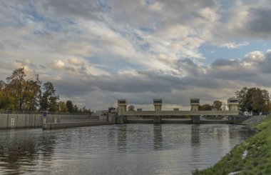 Odası Hluboka şehirdeki Vltava Nehri üzerinde kilit