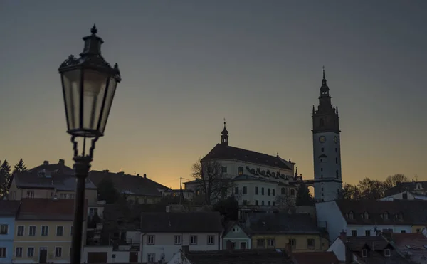 Litomerice palais de ville à l'heure du coucher du soleil — Photo