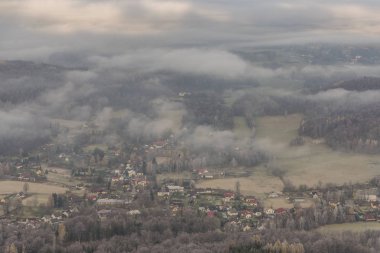 Oresnik kaya Hejnice şehirde göster