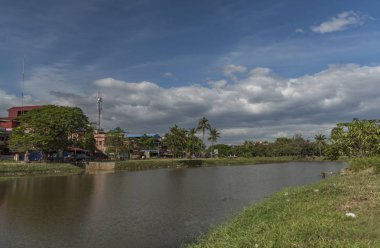 Kamboçya'da güneşli gün Siem Reap şehirde