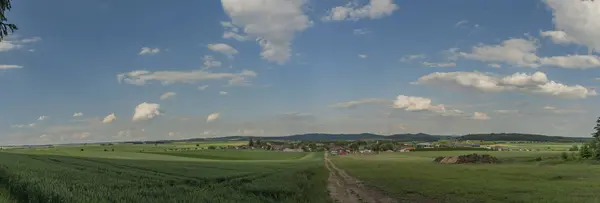 Panoramatický pohled na vesnici Trebetice — Stock fotografie