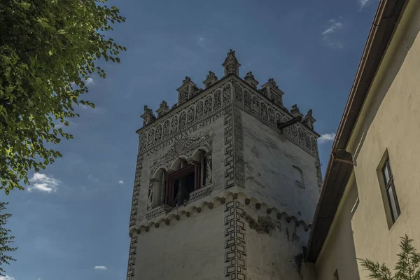 Castelo de Kezmarok na manhã de verão — Fotografia de Stock