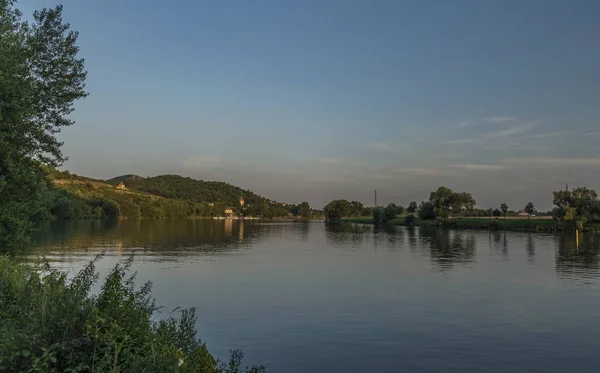 Velke Zernoseky falu gyönyörű naplemente — Stock Fotó