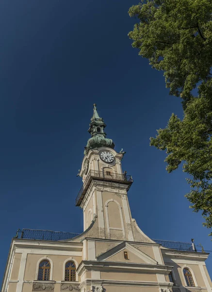 Câmara Municipal em Kezmarok Eslováquia cidade — Fotografia de Stock