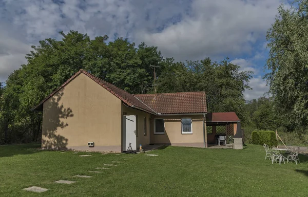 Petite maison pension dans le sud de la Moravie — Photo