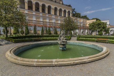 Castle Mikulov yaz güneşli gün