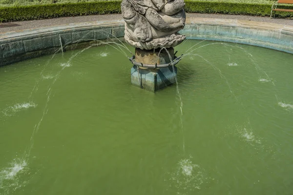 Castle Mikulov yaz güneşli gün