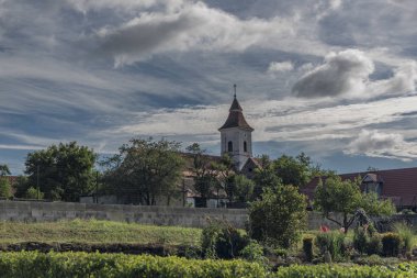 Yaz renk akşam köyde Lukov