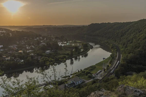 Схід сонця над долиною річки Влтава — стокове фото