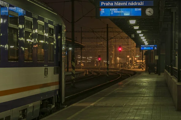 Allenatore di treno notturno per Slovacchia e Polonia — Foto Stock