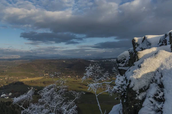 View from Semnicka rock with cloudy sun and snow in west Bohemia — Stock Photo, Image